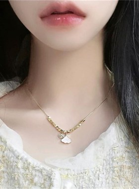 时尚轻奢落叶银杏叶项链女小众设计高级感秋冬毛衣链网红气质配饰