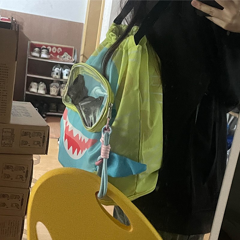小鲨鱼游泳收纳包干湿分离防水大容量健身专用双肩背包独立鞋仓