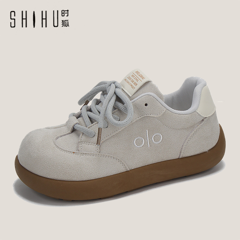 时狐欧式复古舒适圆头板鞋女生休闲鞋2025新款小众运动百搭休闲