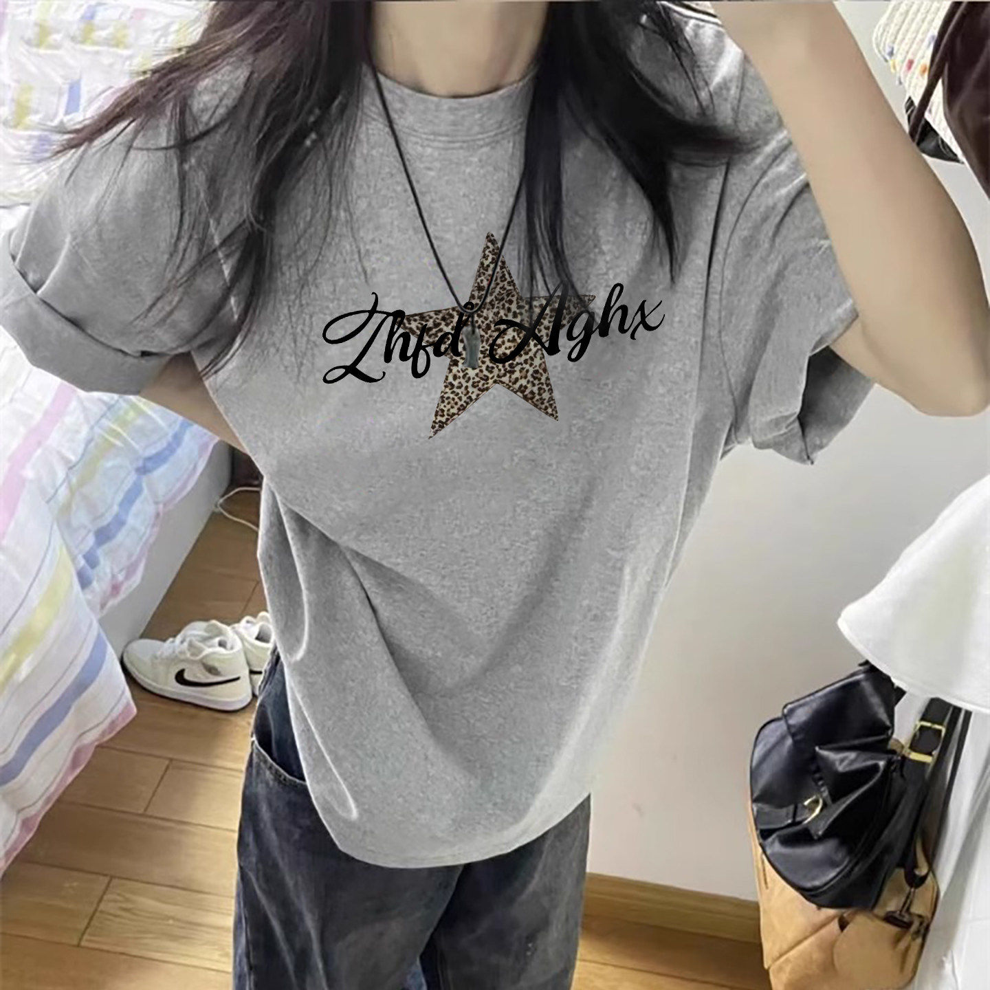 纯棉白色短袖t恤女2026新款爆款夏季宽松半袖设计感小众美式上衣