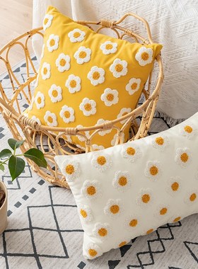 抱枕ns风现客厅沙发靠枕腰枕黄色簇绒花朵床头靠垫套