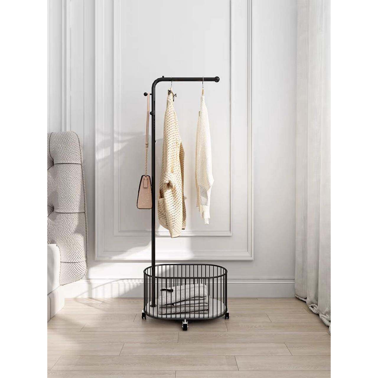 轻奢风挂衣架落地卧室家用多功能带脏衣篮收纳可移动衣帽架子一体