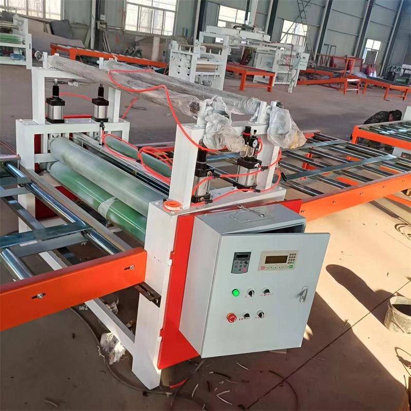 PVC木饰面平贴机自动修边碳晶门板覆膜机铝单板保护膜贴膜机