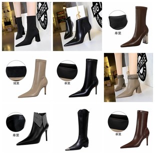 女靴样板间衣帽间衣柜女士时尚简约长靴马丁靴子软装陈列摆