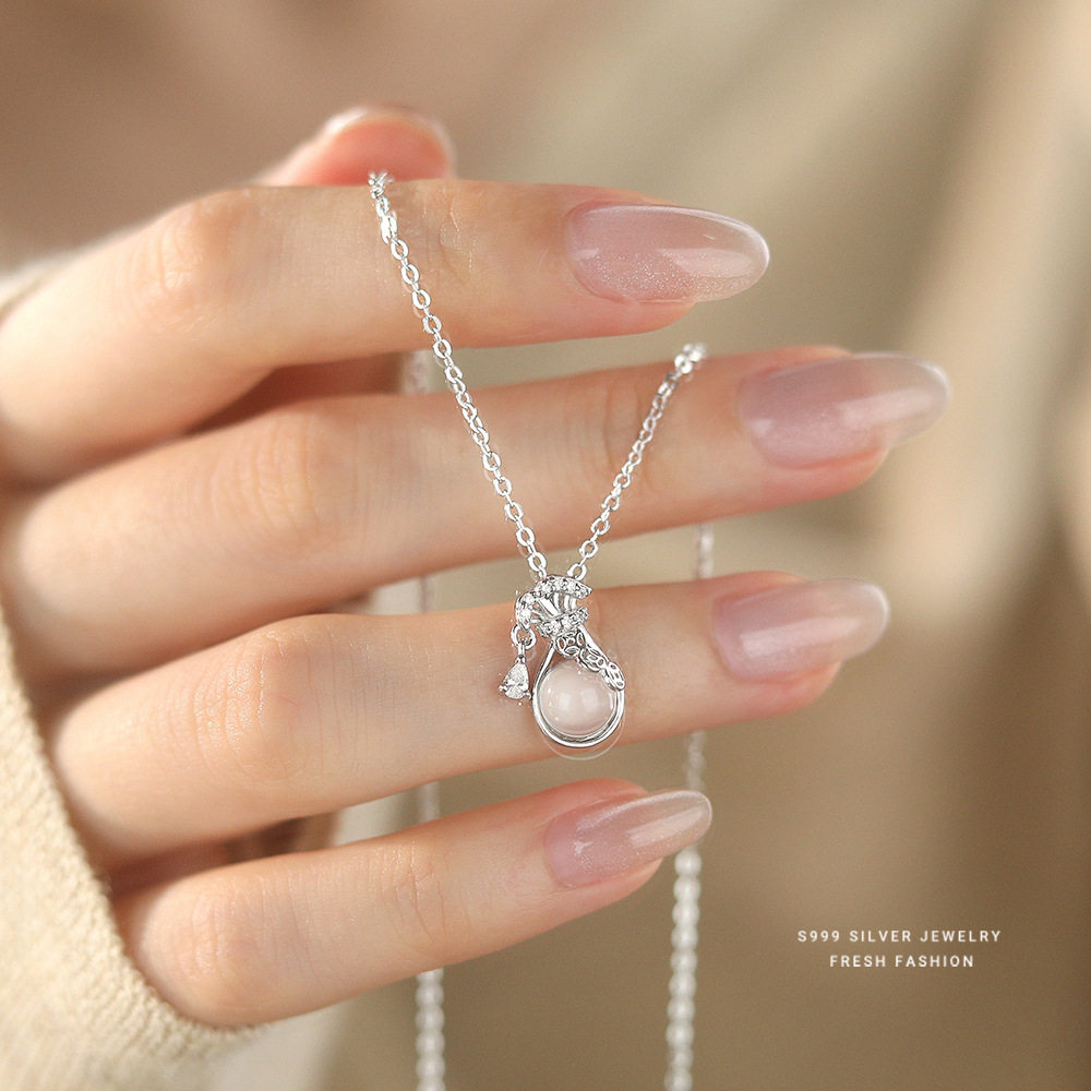 S999纯银白玉髓福袋项链女轻奢小众设计感新中式转运时尚锁骨链