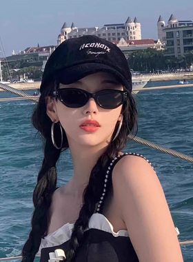 复古猫眼墨镜女2025新款ins高级感太阳镜防护目镜防紫外线