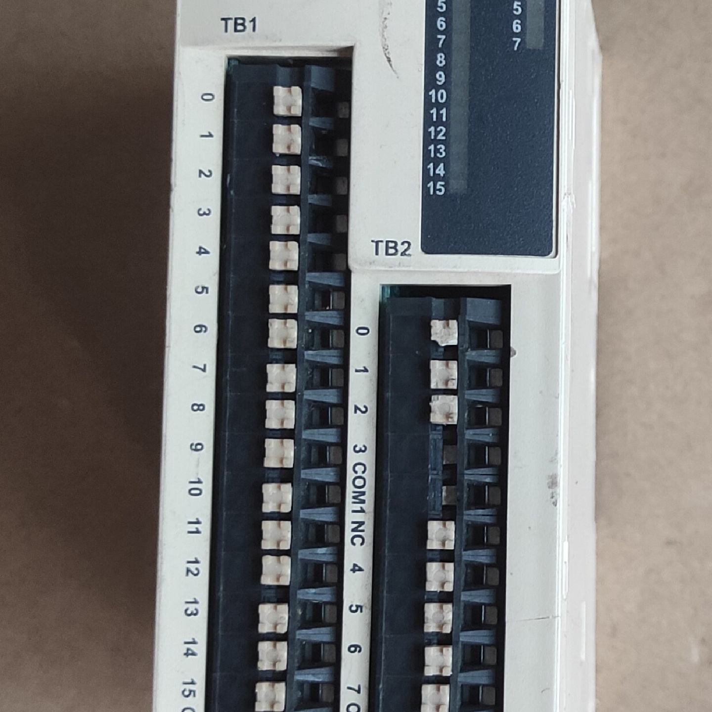 议价--PLC施耐德TM2DMM24DRF原装进口拆机模块电源二手有