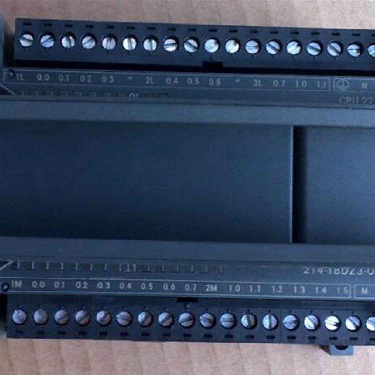 议价议价SIEMENS/西门子6SE7018-0EA61 6SE7026-0ED61-Z QFA3160 - 实物图