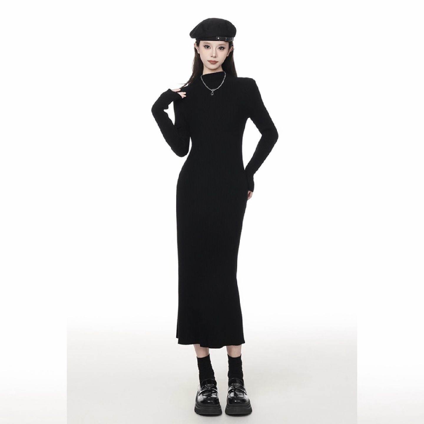 曼品质半高领长袖连衣裙女2026早春纯欲风修身内搭显瘦打底包臀针
