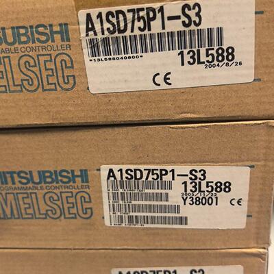 三菱MELSECA1SD75P1S3PLC模块全新原议价