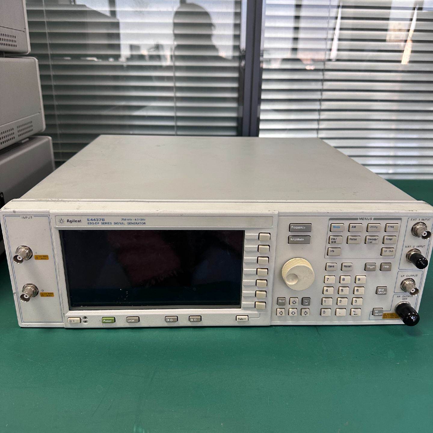 Agilent E4437B信号发生器，250kHz-4GH—议价