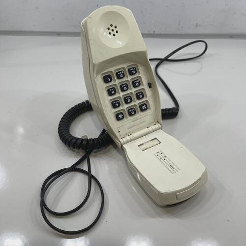 Grillo Flip Phone by Marco Zanuso Telephone 1960s