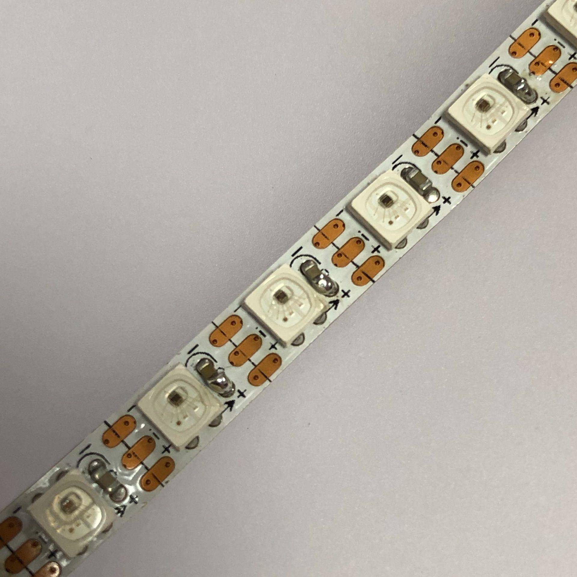 SK68123535120灯内置点控幻彩RGB灯带5V12V5mm一灯一剪