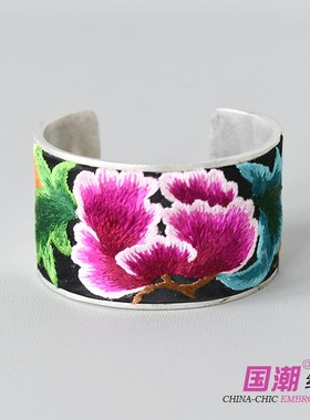 复古民族风刺绣花宽版手镯雕刻花纹女复古开口抛光白手镯手环饰品