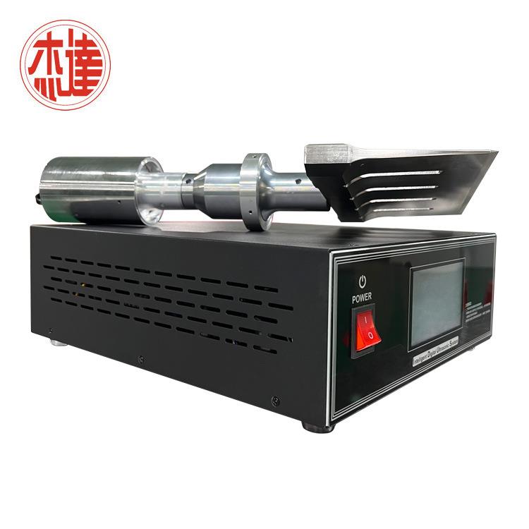 东莞食品切割机超声波刀头蛋挞皮切割刀蝴蝶酥冷冻面团切块设备