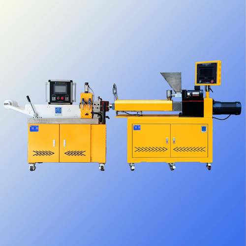 原厂直供实验室流延薄膜机产量3-5kg/h科研用三辊小型流延成型机