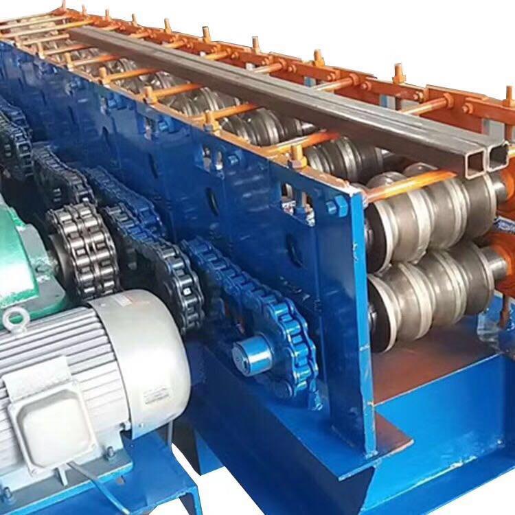 外径48的圆管压成40*40的方管设备厂家生产圆变方设备