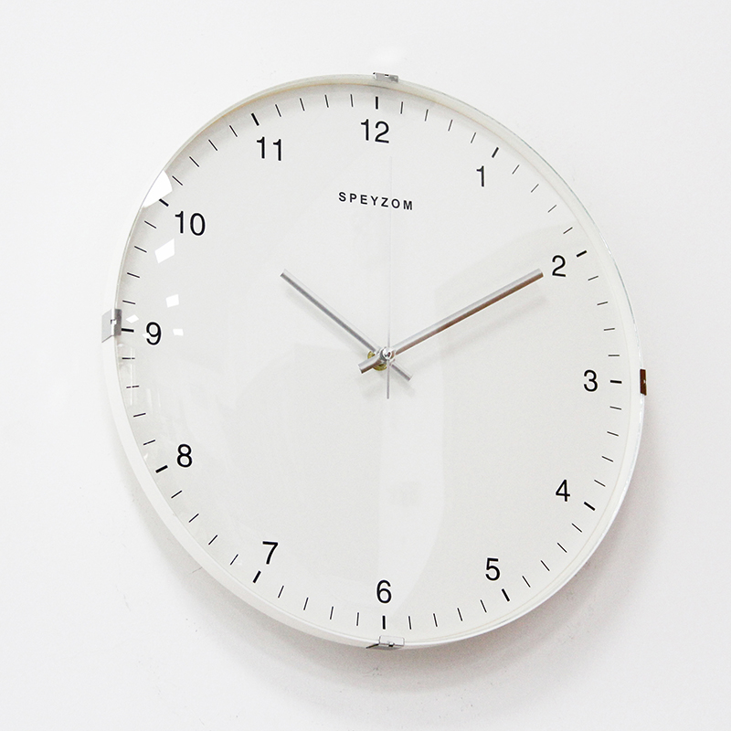 日式静音新品北欧轻奢挂钟家用创意简约现代时钟大号客厅圆形钟表