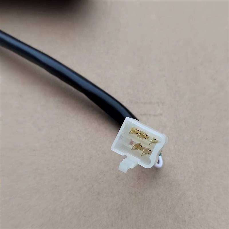 电动三轮车后尾灯篷车全封闭车LED尾灯刹车灯转向灯倒车总成三节