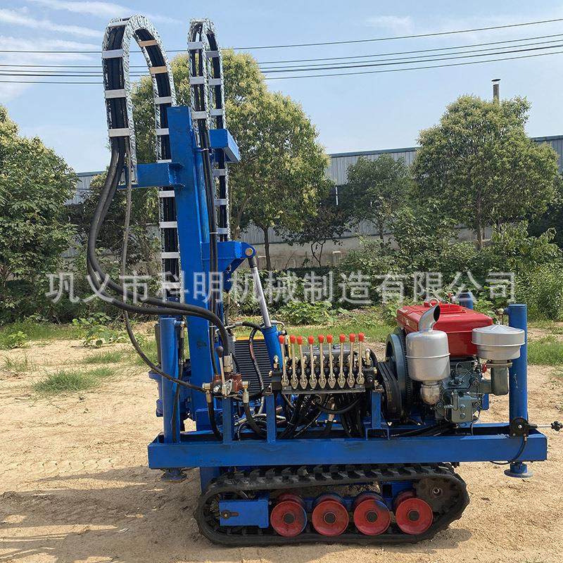小型履带式地钉钻机 螺旋引孔液压打井机 履带多功能光伏打桩机,五金/工具,环卫车/保洁车/清扫车,淘宝优惠券,粉丝福利购,淘宝优惠卷