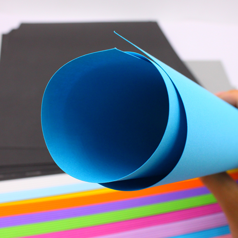 彩色卡纸8K 4k黑白硬卡纸50张230g彩色创意卡纸DIY手工卡硬厚卡纸