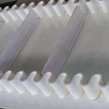 白色挡边输送带环形大倾角波状挡边传送带CC-56棉帆布芯输送带
