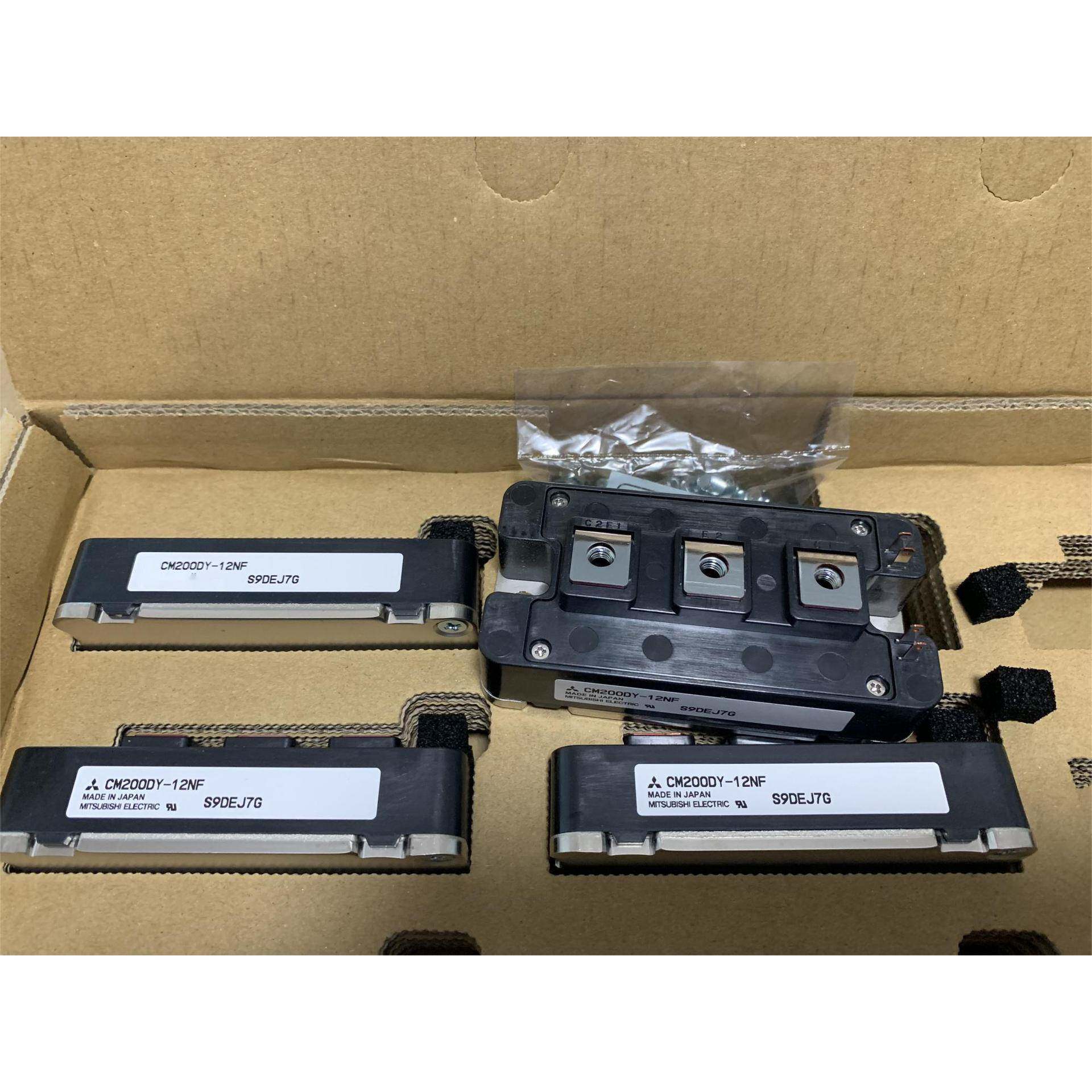 CM200DY-12FCM300DY-12FCM200DY-12NFCM150DY-12ACM200DUS-12