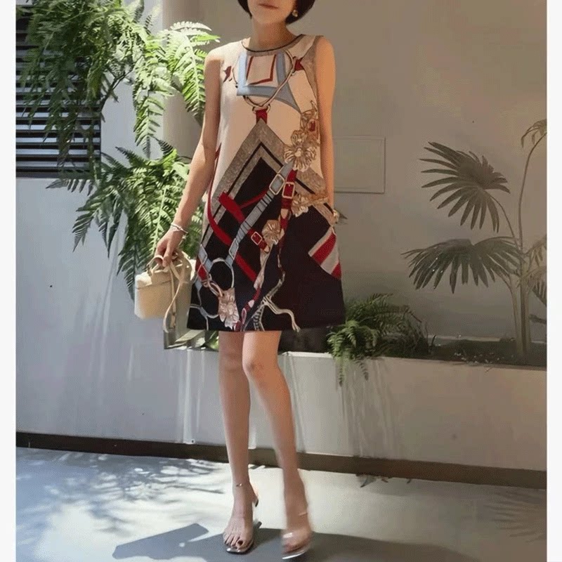 韩系撞色设计感法式裙子2026夏季新款小众别致新款气质日常连衣裙图片