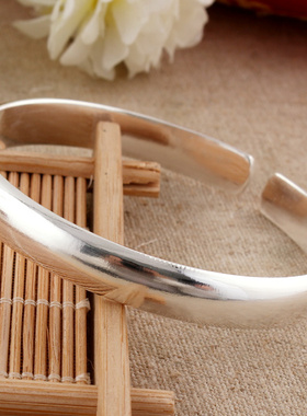 仙记银手镯 999纯银 女 宽镯子光面开口手工定做纯银饰品元/克