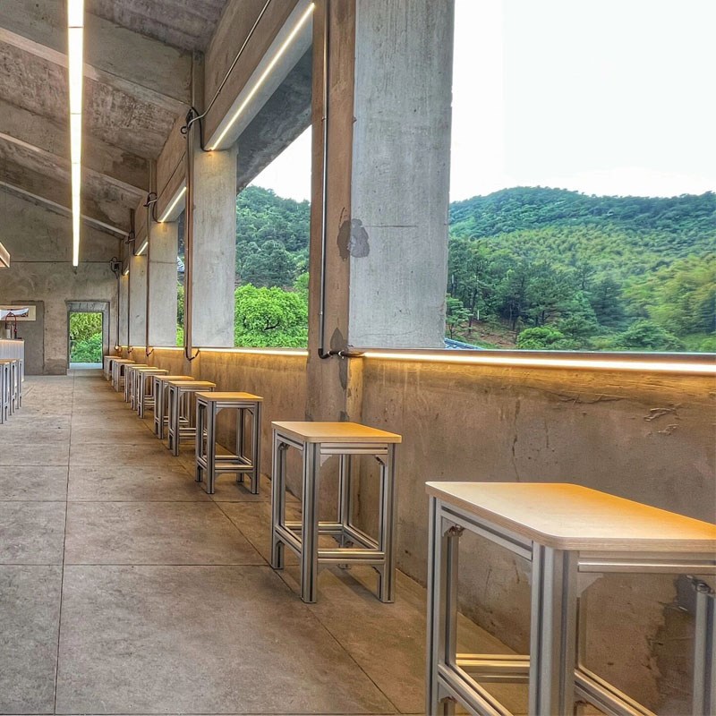 桦木铝型材食堂餐桌椅组合简约多人吃饭桌子酒吧餐厅木质长方形桌