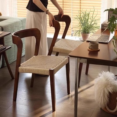 中古风实木餐椅家用2025新款餐厅餐桌椅子复古茶桌茶椅绳编书桌椅