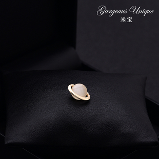 迷你简约百搭星球小胸针韩国清新精致开衫固定扣衣服防走光小领针