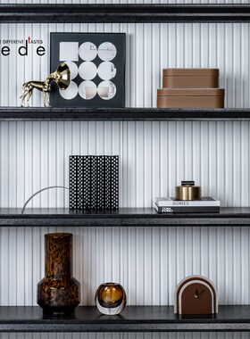 现轻奢个性小众动物金色喇叭狗摆件样板房售楼桌面陈列装饰组合