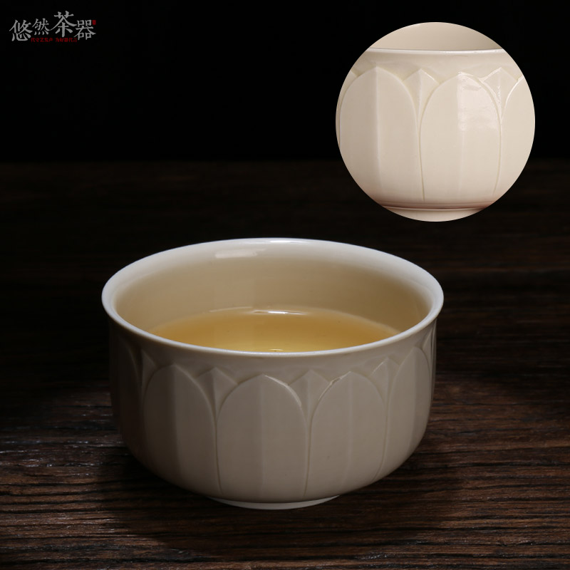 曲阳定窑原矿韩涛全手工剔花仿古莲花瓣纹主人杯定瓷白釉功夫茶杯