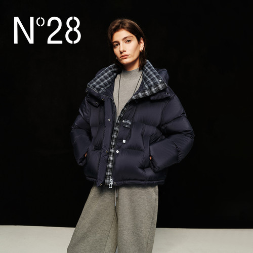 N°28连帽短款白鹅绒服