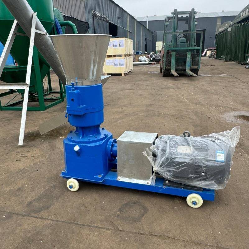 养鸡场玉米粉碎造粒机虾饲料沉水型颗粒机中小型家禽养殖饲料机