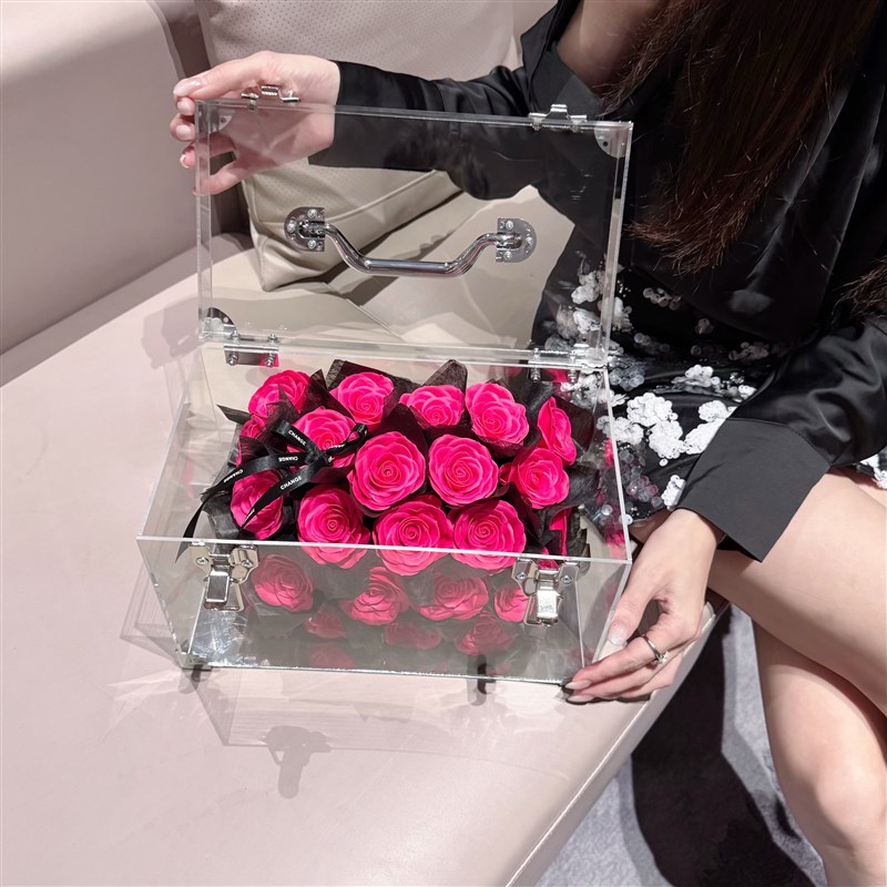 永生花玫瑰花盒手提箱行李箱高档摆件装饰送女友闺蜜生日告白礼物