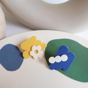 小野不见了睡觉不用摘的耳钉慵懒法式耳环2021新款潮单边耳饰花朵