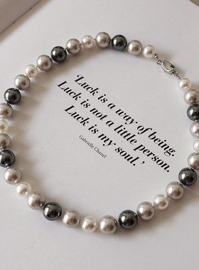 个性强光黑白灰中性大溪地混色打结珍珠项链高级毛衣链小众设计撞