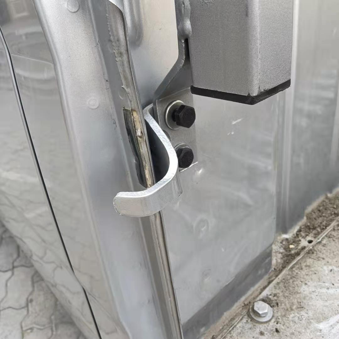 适用新款单排双排小卡龙门架改装货架货箱防护栏汽车