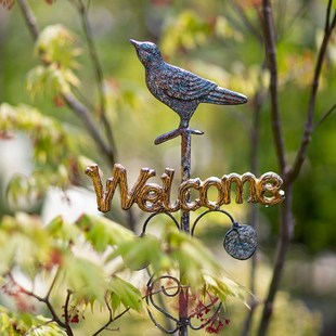 掬涵铁艺小鸟欢迎牌花复古花园别墅园林景观装饰品插地插铃铛摆件