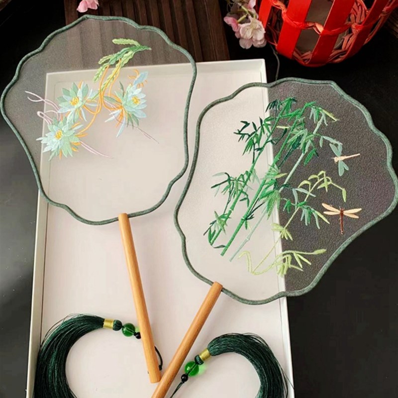 中国风古风汉服长柄宫扇机绣圆扇宫廷扇旗袍走秀扇子刺绣扇团扇绣