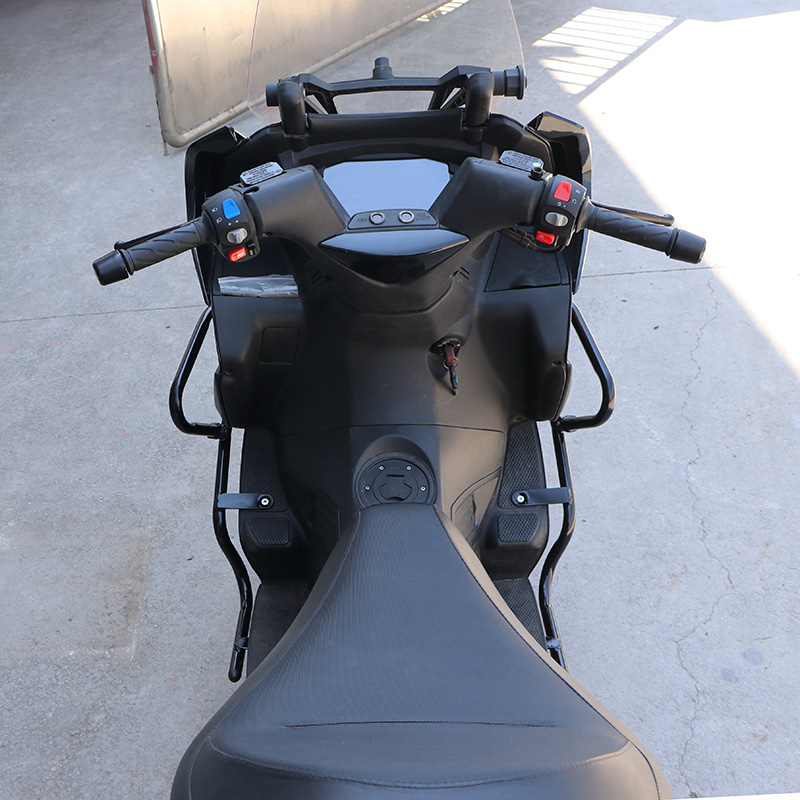 适用阿普利亚SRMAX250/300保护杠保险杠包围防摔杠踏板车改装配件