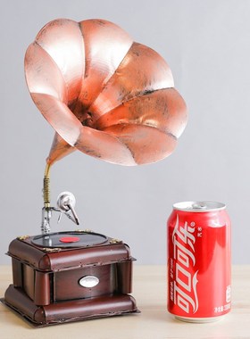 复古铁艺留声机创意家居摆件书房餐厅装饰品橱窗陈列礼物