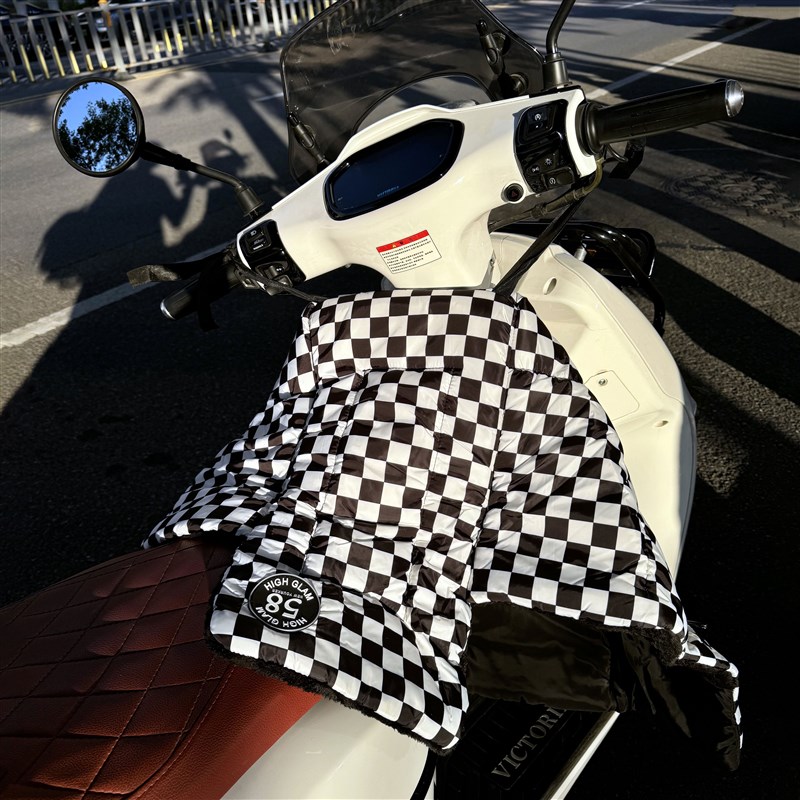 适用阿普利亚踏板摩托车挡风被分体冬季天防风罩加大加厚防水防寒