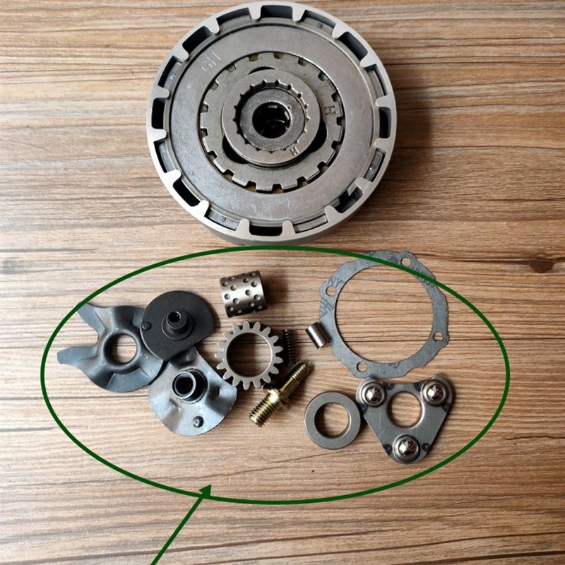 弯梁摩托车大阳DY100 110 125 130卧式自动离合器总成17 18齿三片