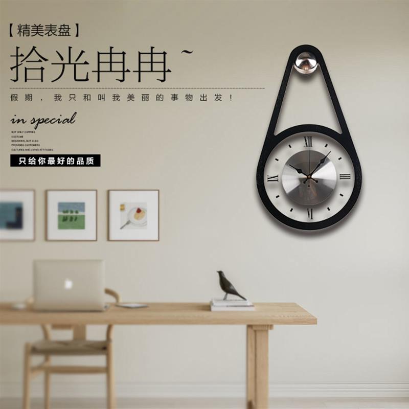 现代简约挂钟轻奢钟表木质石英钟客厅时钟表餐厅挂表卧室静音钟表