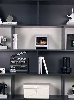 书柜装饰品摆件客厅书架柜子水晶魔方场记板复古机械自动翻页时钟