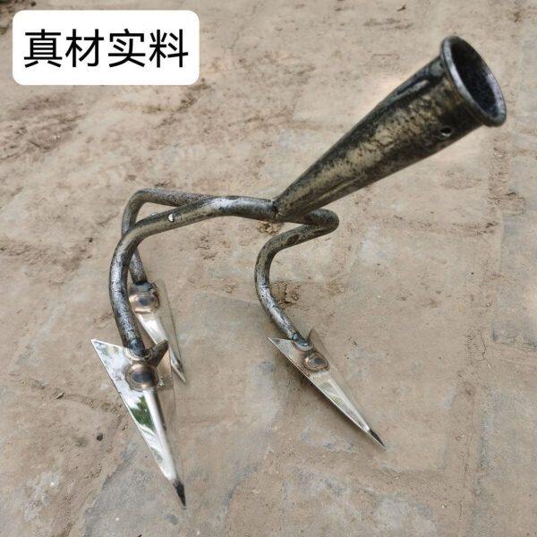 大棚松土神器翻地农用三齿耙子地挠两五齿三角形锄头新款除草厂家