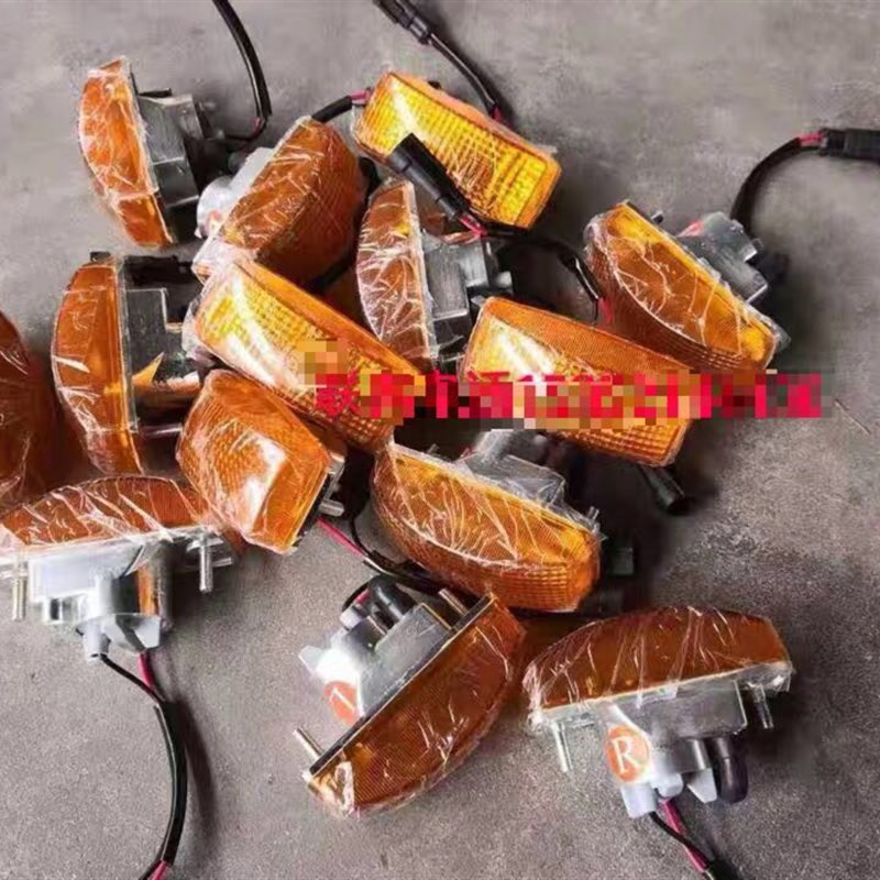 徐工吊车脚踏板灯 徐工吊车XCT 25k5A脚踏板灯原厂